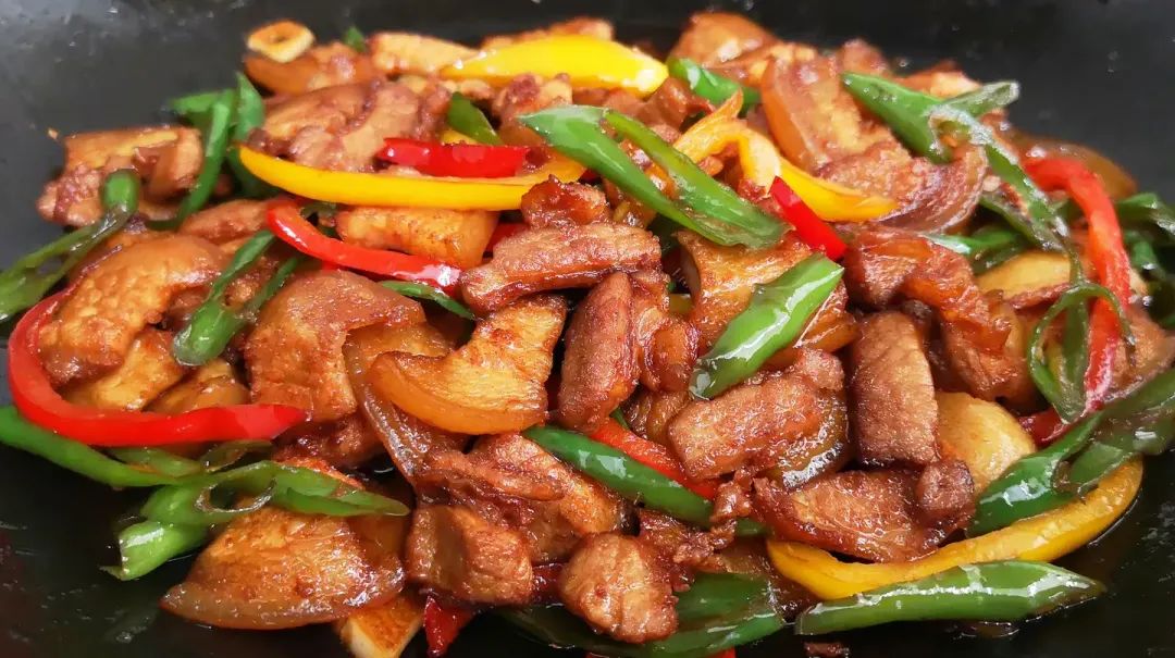 看起来憨厚老实的猪,为什么没在进化中灭绝?